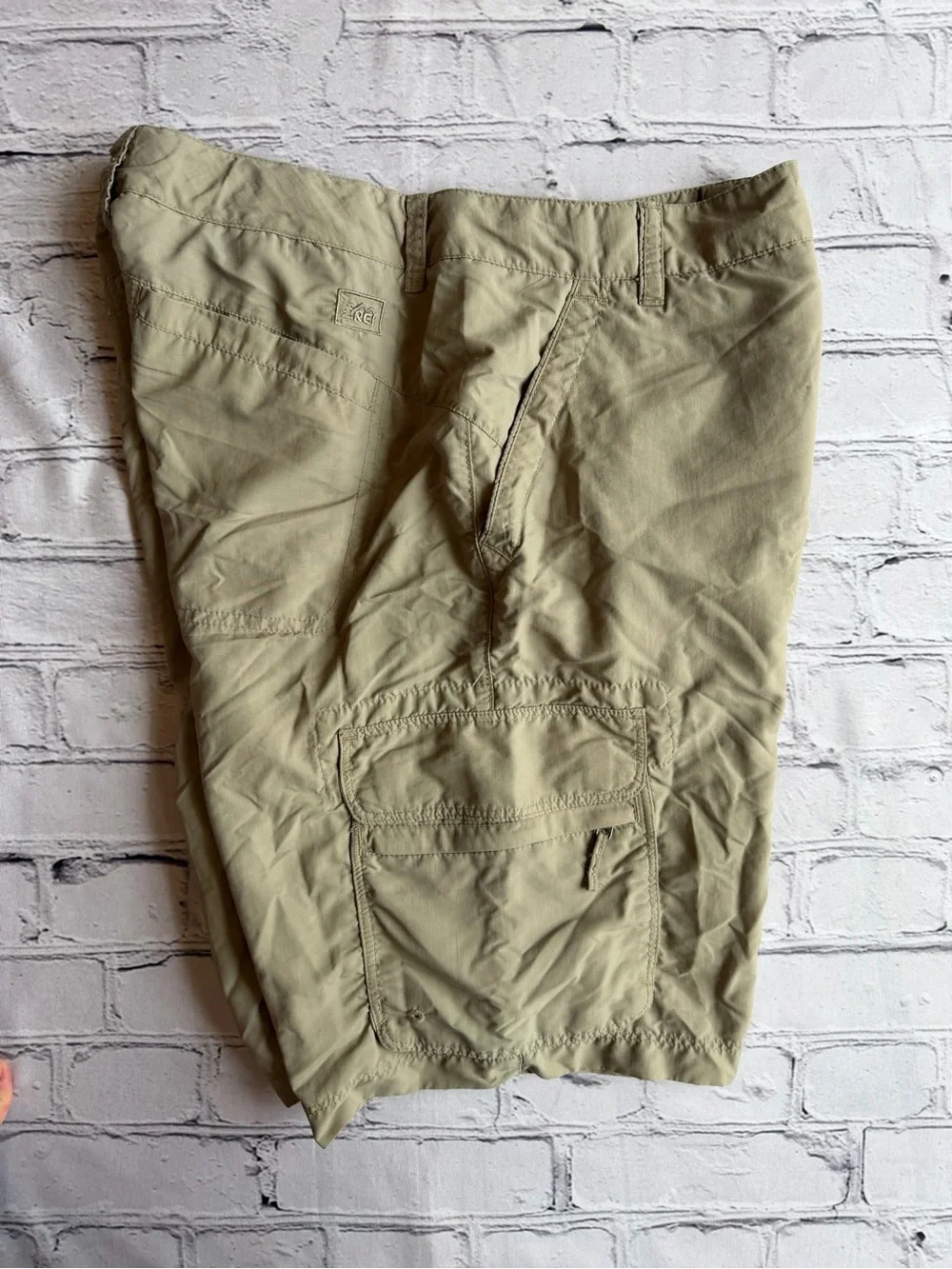 REI Women’s Cargo Shorts Hiking Granola Outdoors Tan Lightweight  Size 6